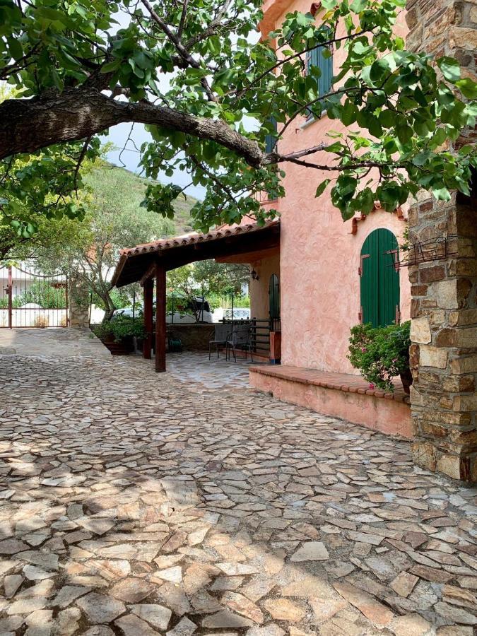 Villa Le Ginestre La Caletta Exterior photo